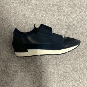 EUC Balenciaga navy sneakers size 41 (US 8.5)